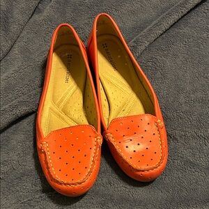 Naturalizer Women's Bright Orange Flats